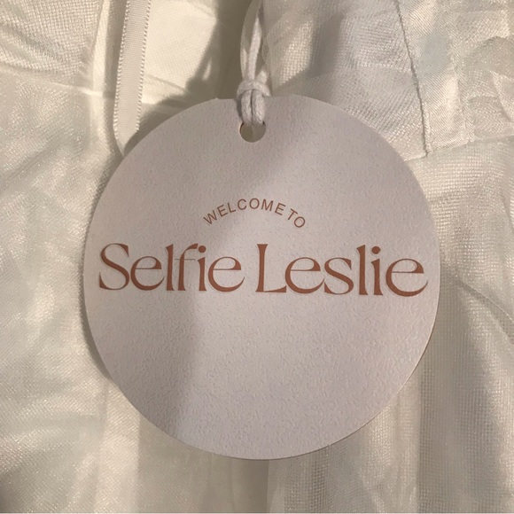 Selfie Leslie Smitten Sweetheart Neckline Chiffon Mini Party Dress - Picture 3 of 5